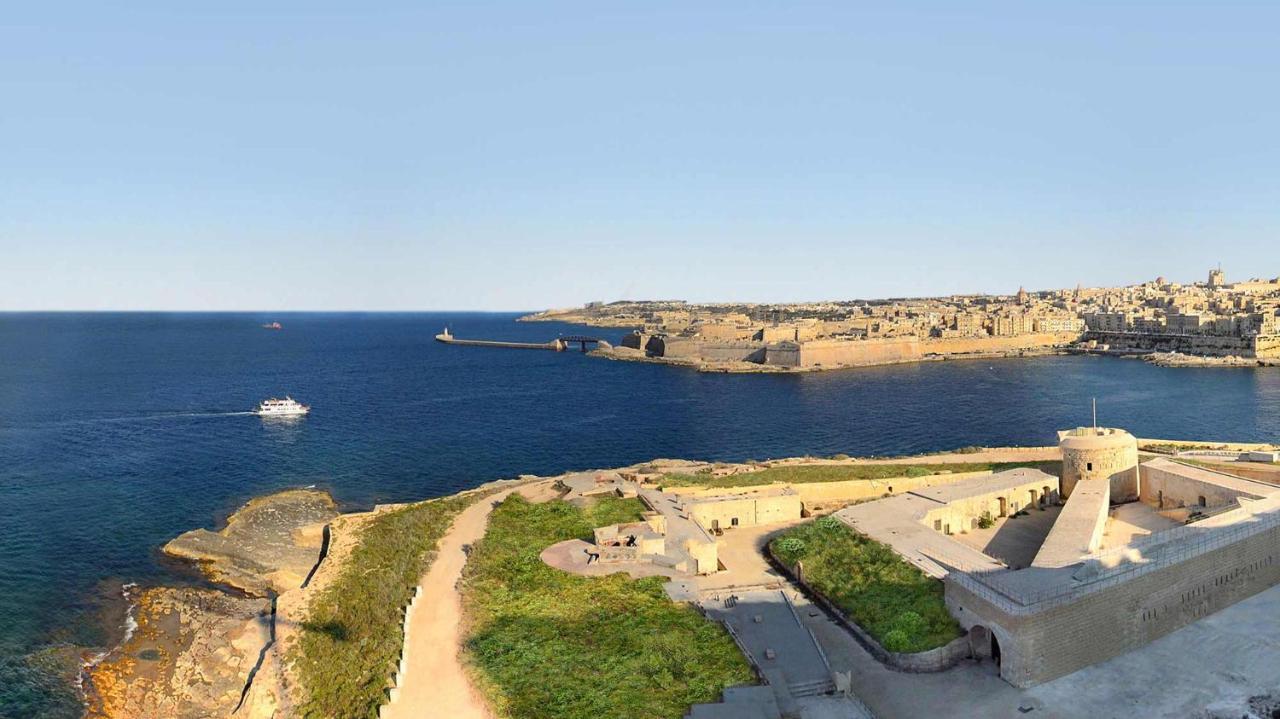 Luxury Apartment With Pool Sliema Bagian luar foto