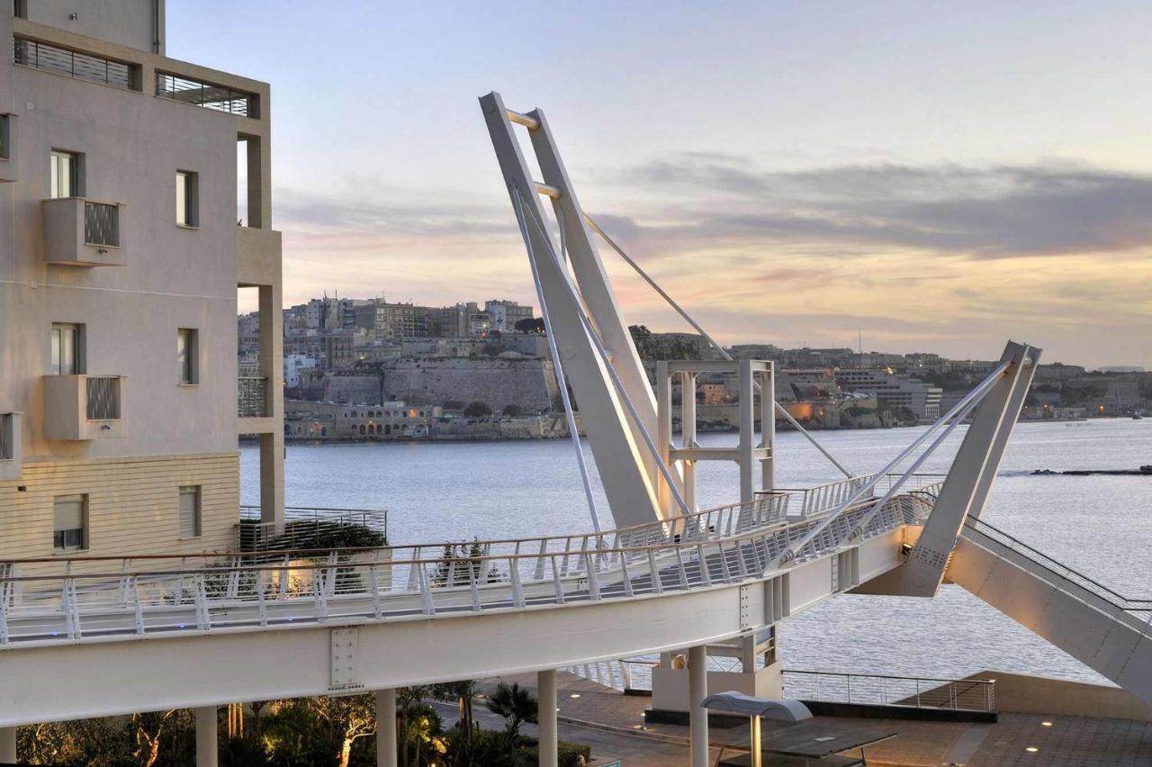 Luxury Apartment With Pool Sliema Bagian luar foto