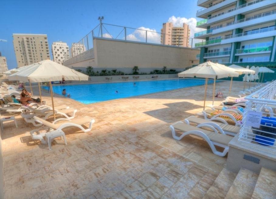 Luxury Apartment With Pool Sliema Bagian luar foto
