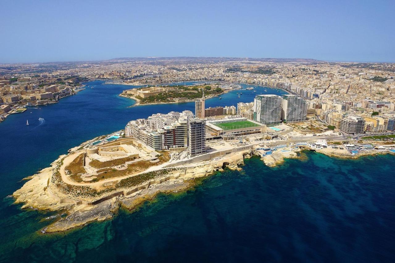 Luxury Apartment With Pool Sliema Bagian luar foto